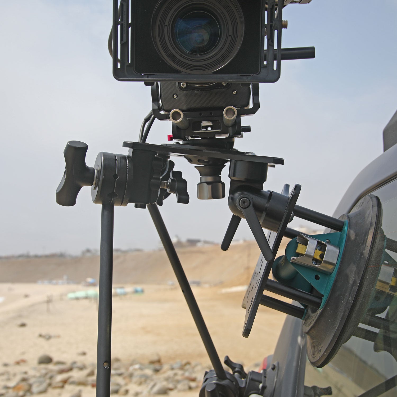camera leveling plate