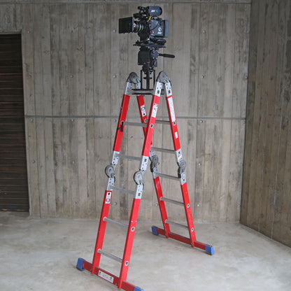 attach a camera to a ladder